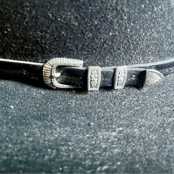 Black cowboy hat - Picture 4 of 7